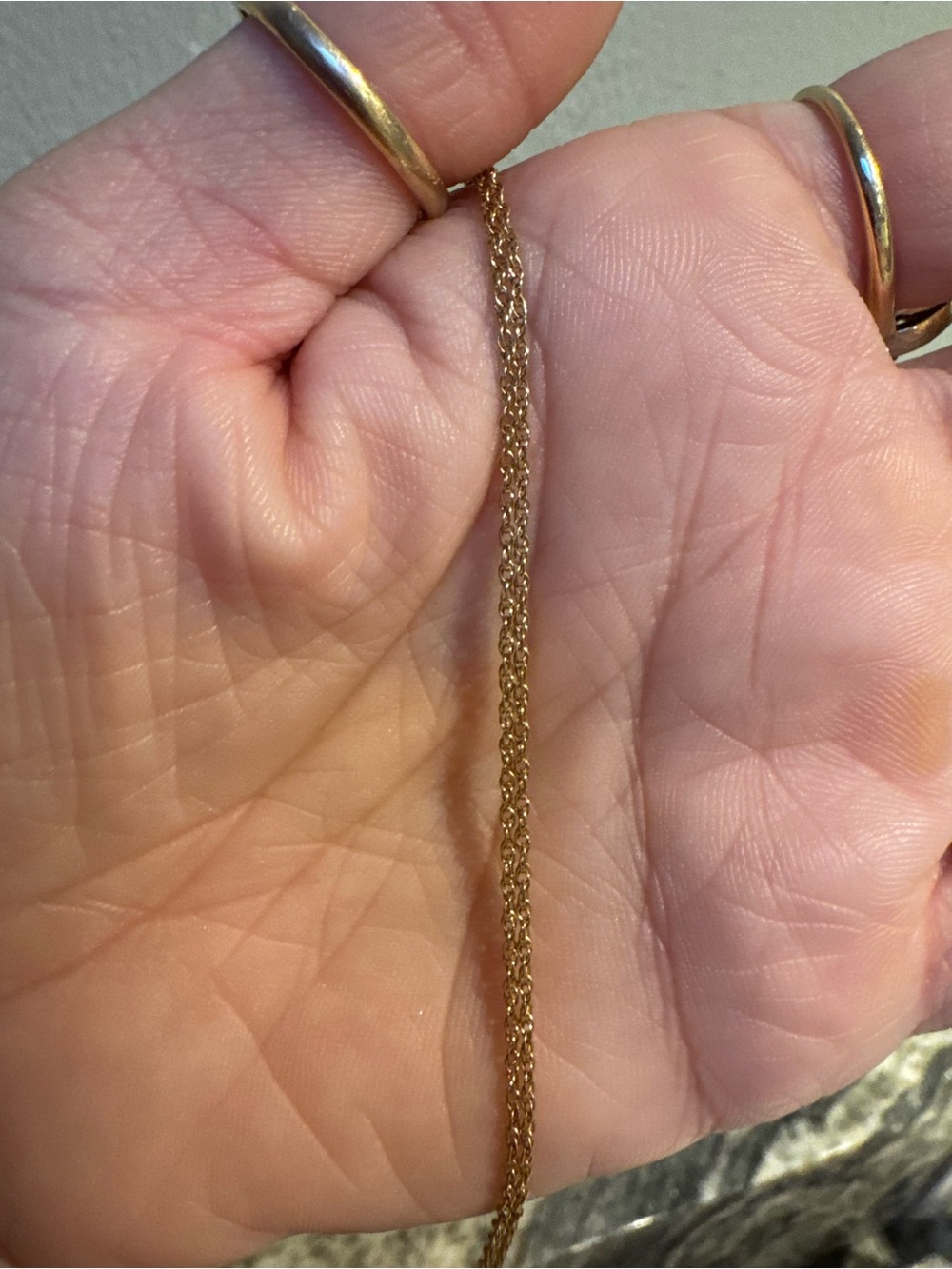 * FLASH SALE* 16 inch• rope chain • 10 KT Gold - Picture 2 of 6